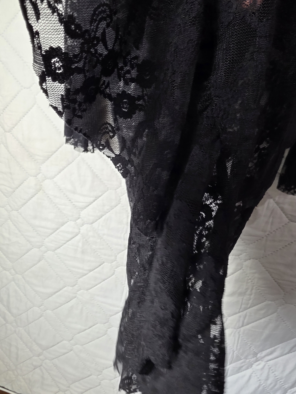 Lilypad  Womens Lace Off The Shoulder Ruffle Sleeve Mini Dress Black Sz 2XL - Picture 8 of 10